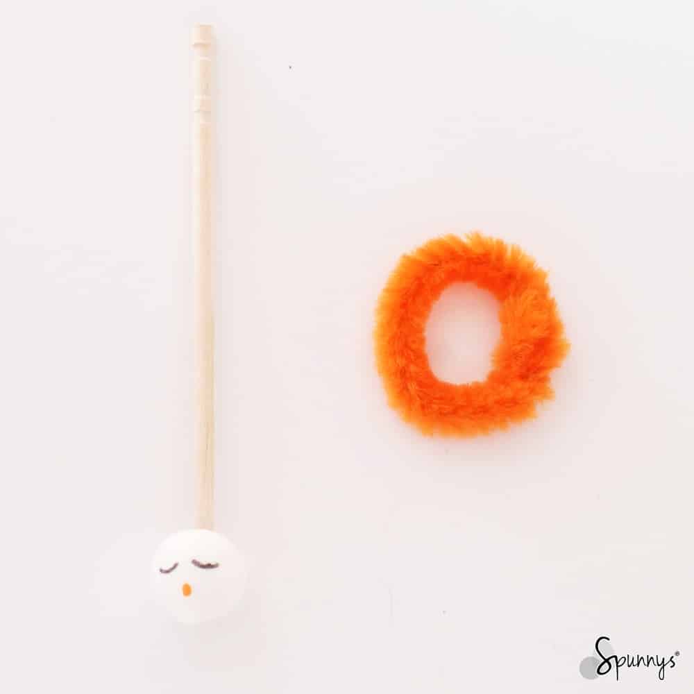 Pipe Cleaner Penguin in 10 Easy Steps – Step by Step Instructions