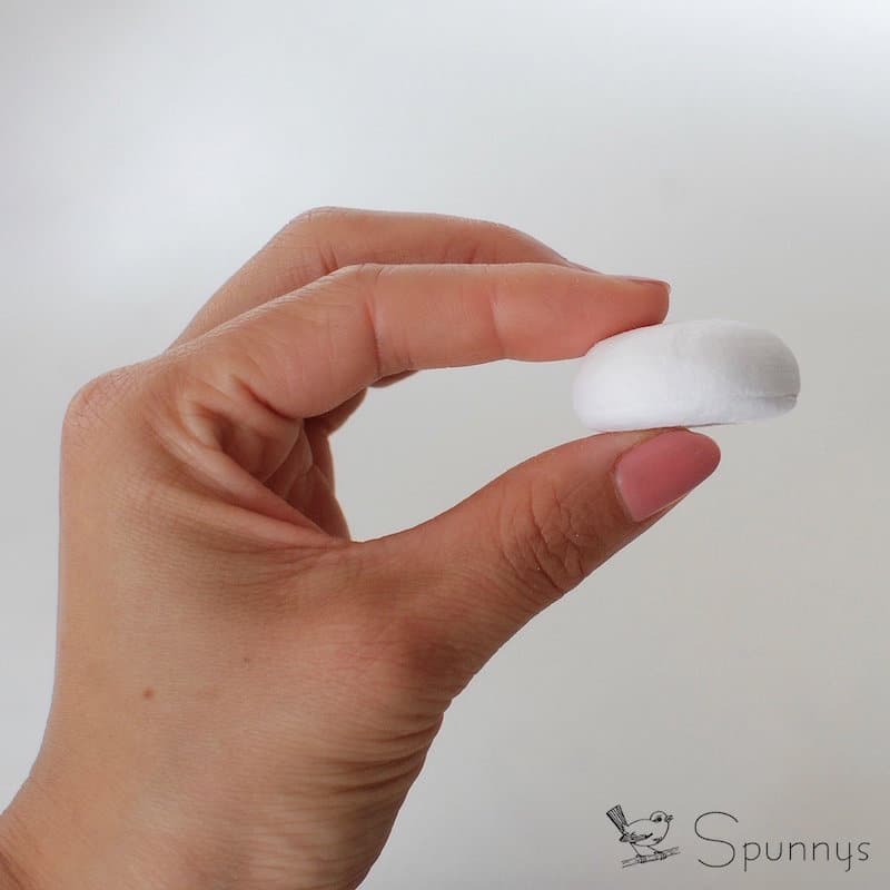 flattened half spun cotton ball ø35