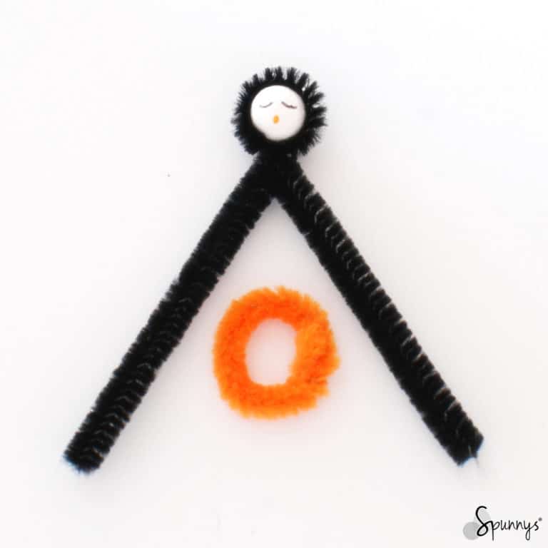 How to make Pipe Cleaner Penguins SPUNNYS winter DIY Crafts