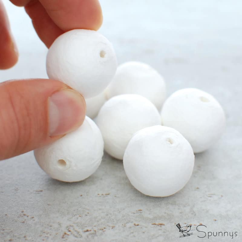 Pack of 100 spun cotton balls ø 25 mm white • SPUNNYS