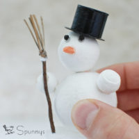 DIY spun cotton snowman ornament