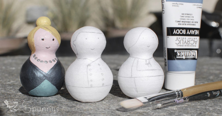 How to outline peg dolls