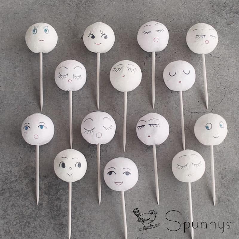 Spun Cotton Balls for Crafts: 35mm Paper Ball Forms, 50 Pcs.