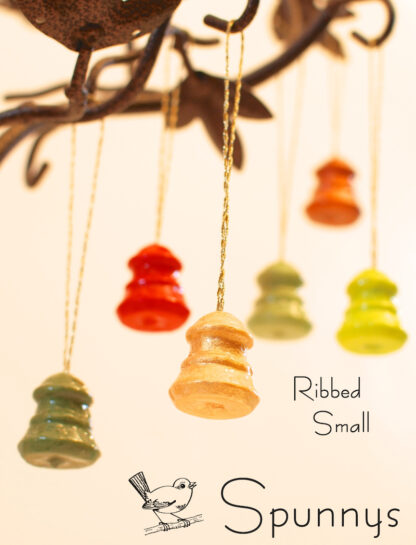 Christmas bell ribbed small ornaments DIY craft project copie